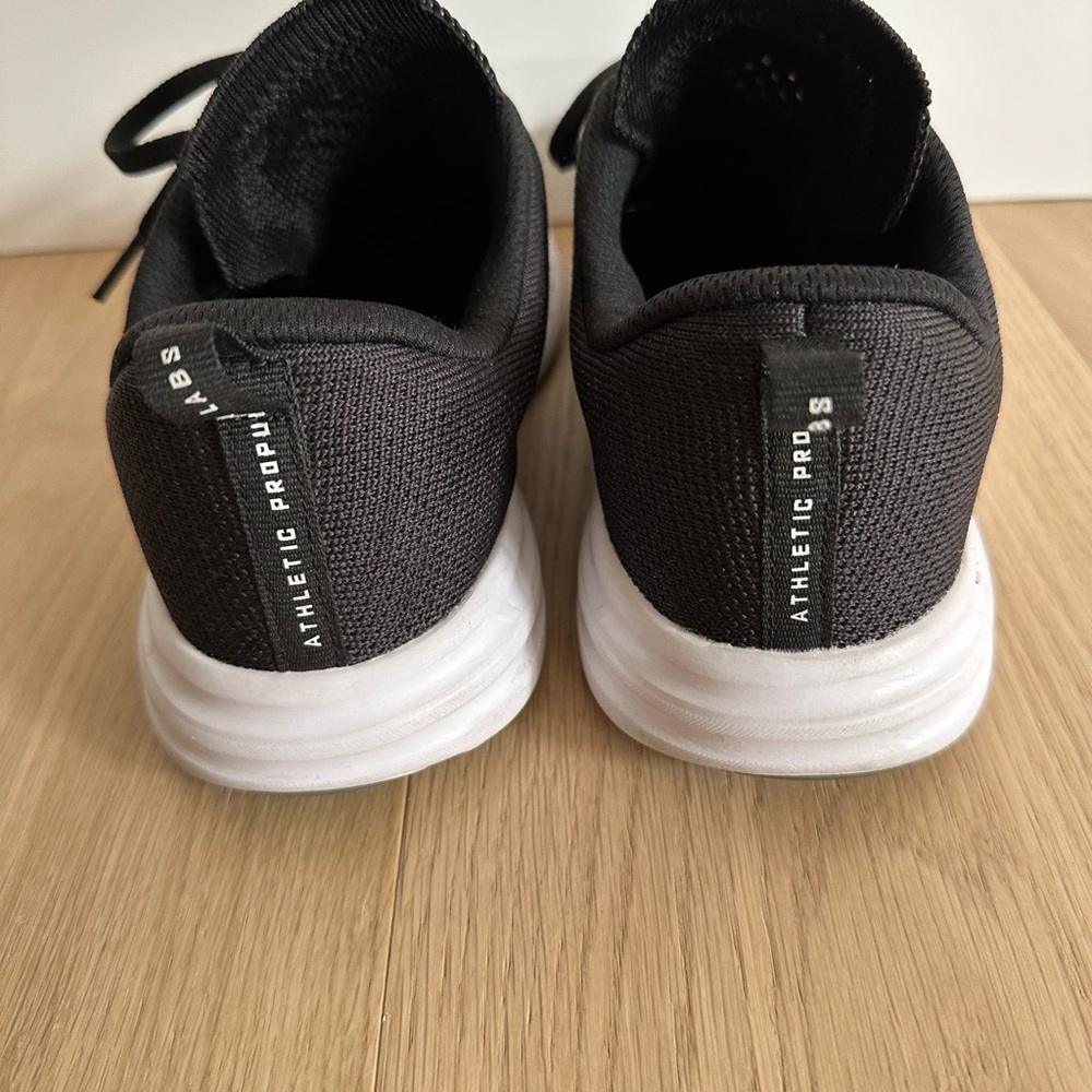 Apl Techloom Running Shoe Size 8 - image 4